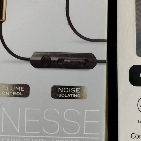 New Without tags "Finesse" earbuds with mic & Micro-USB Cable - Picture 7 of 8